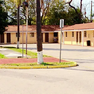 Motel Cadillac, Sarasota